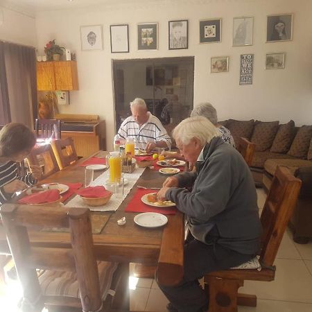 Aliwal Villa Guest Lodge 外观 照片