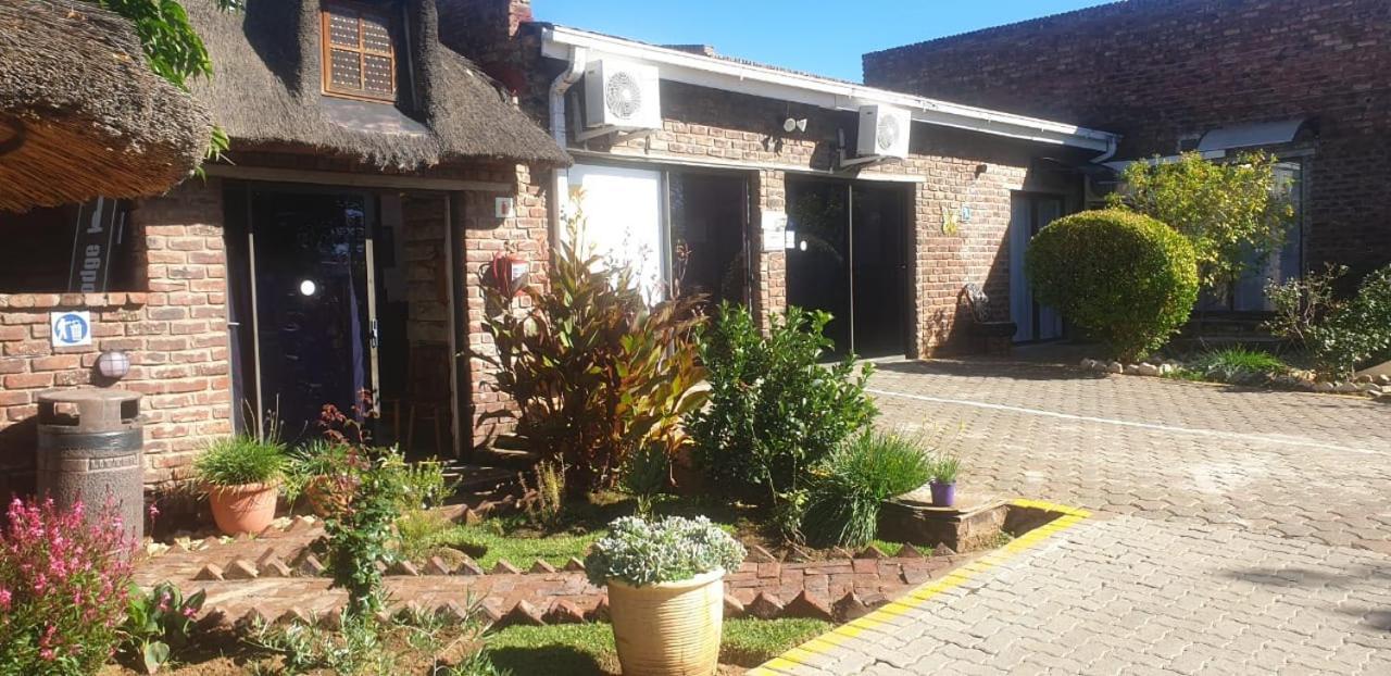 Aliwal Villa Guest Lodge 外观 照片