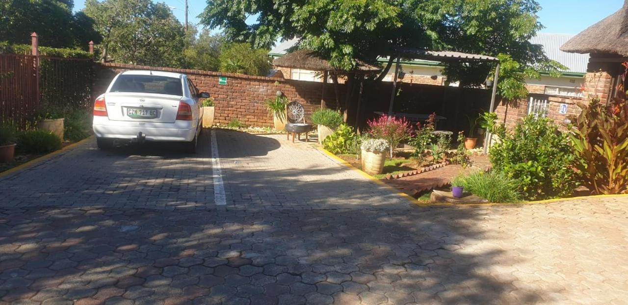 Aliwal Villa Guest Lodge 外观 照片