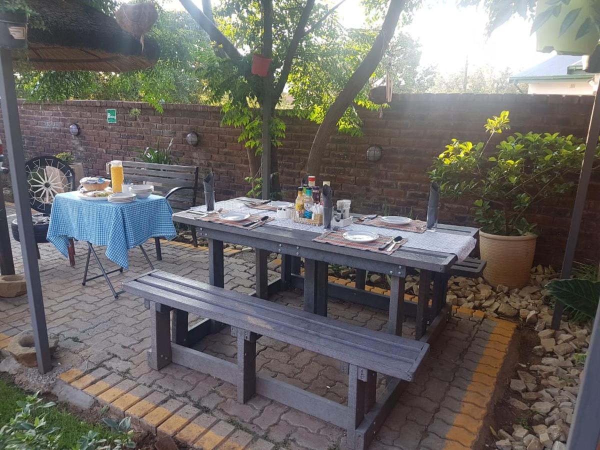 Aliwal Villa Guest Lodge 外观 照片