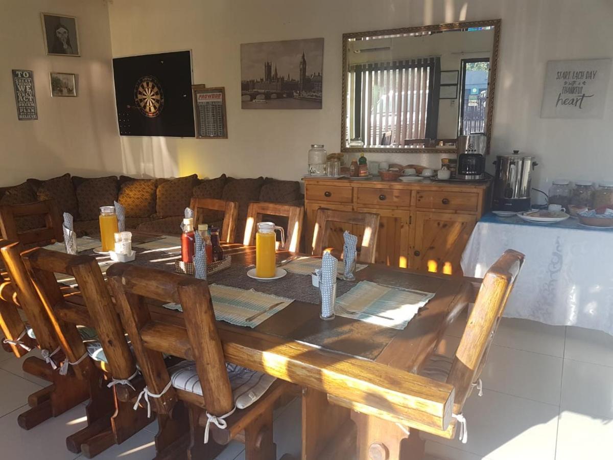 Aliwal Villa Guest Lodge 外观 照片
