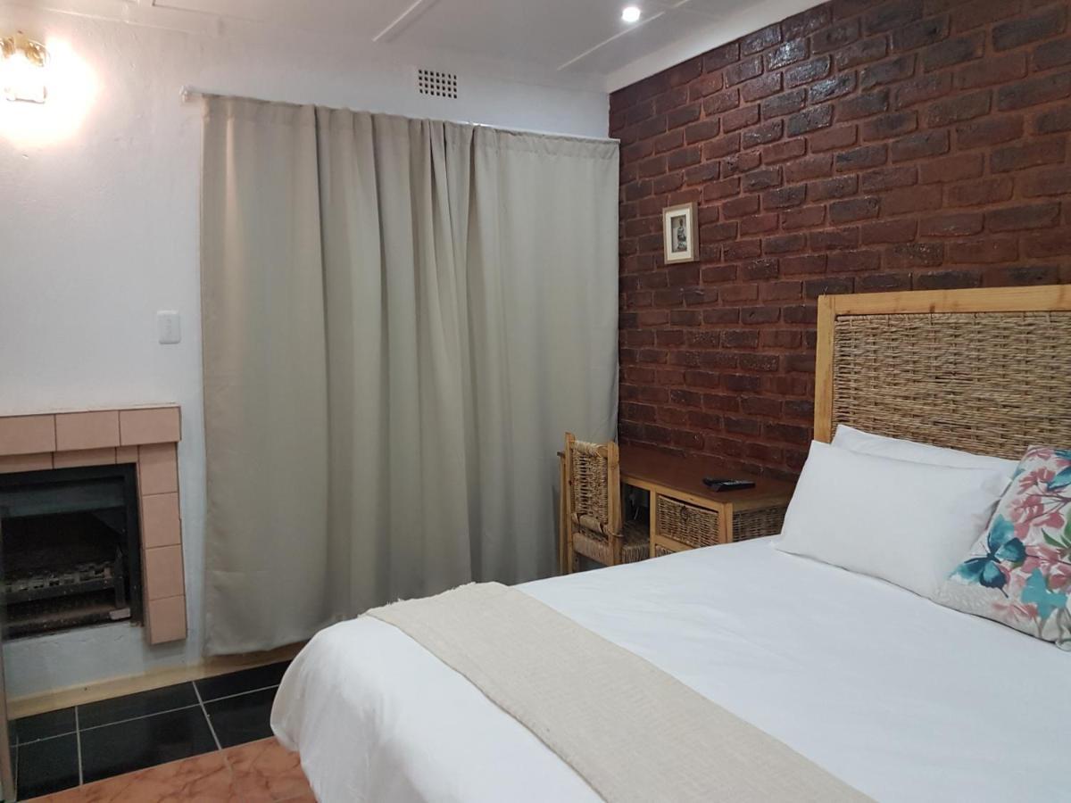 Aliwal Villa Guest Lodge 外观 照片